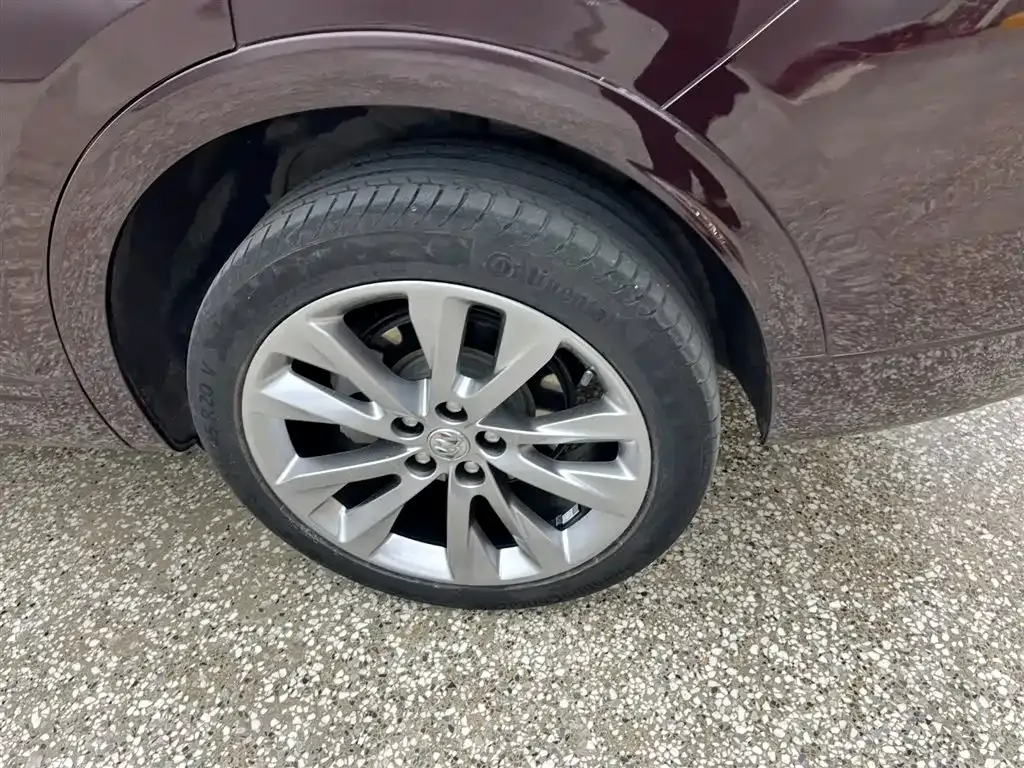 Buick Envision Plus — фото 2