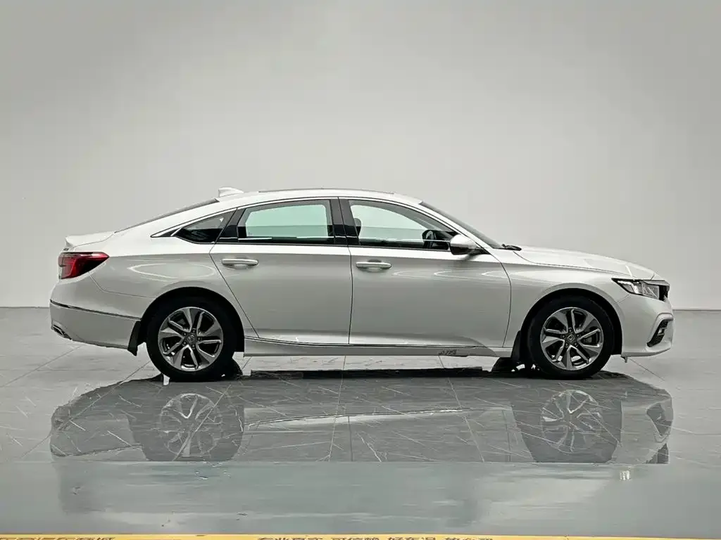Honda Inspire — фото 4