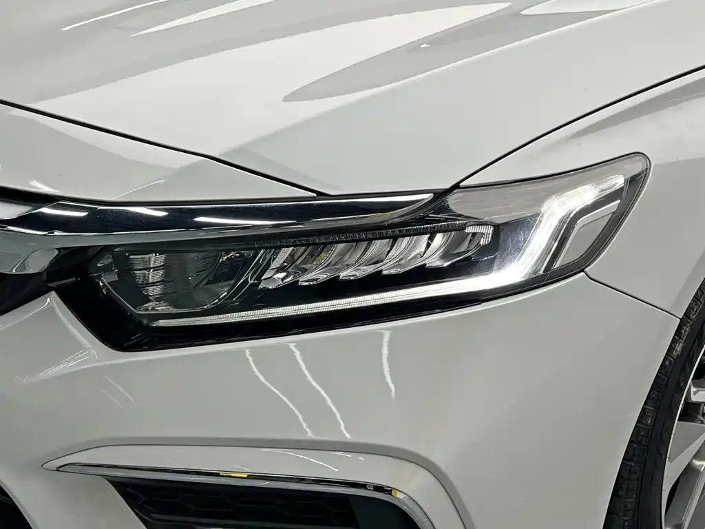 Honda Inspire — фото 6