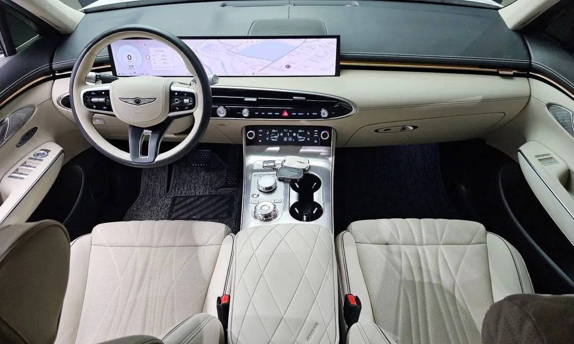 Genesis GV70 — фото 10