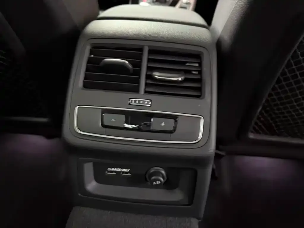 Audi A5 (Import) — фото 2