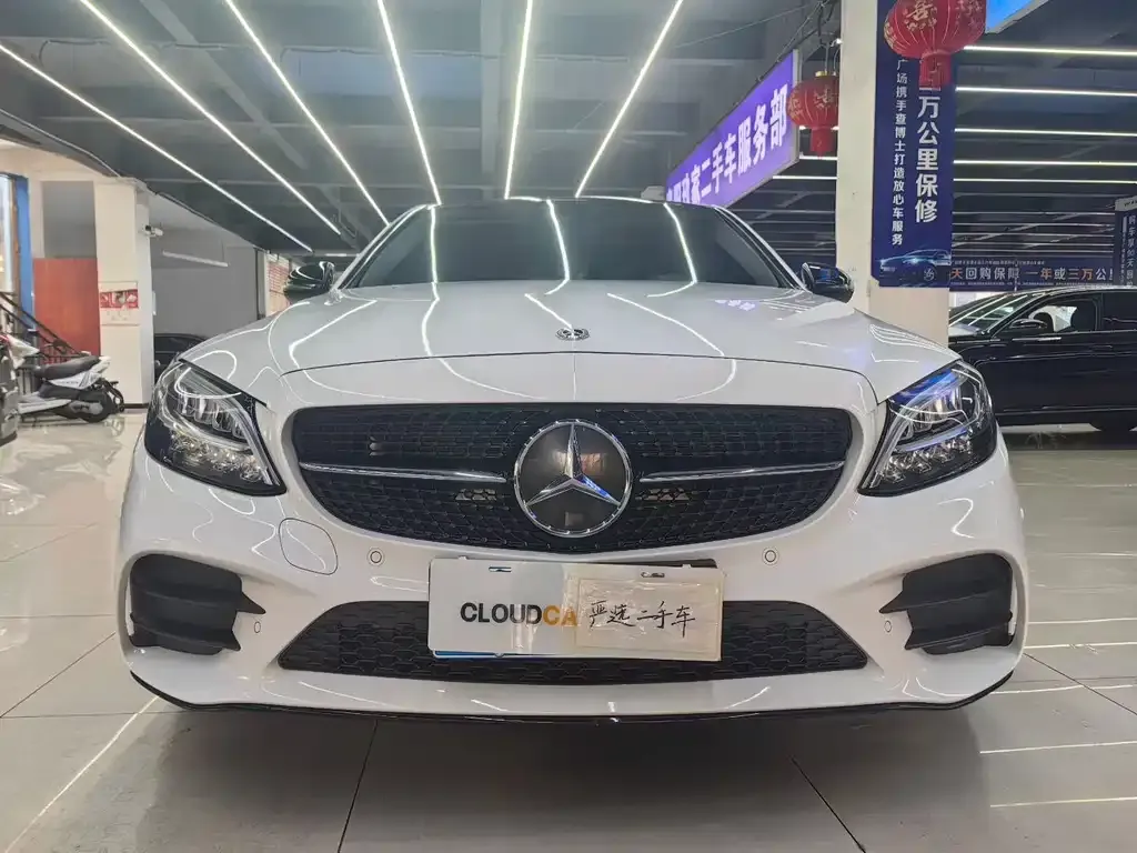 Mercedes-Benz C-Class — фото 1