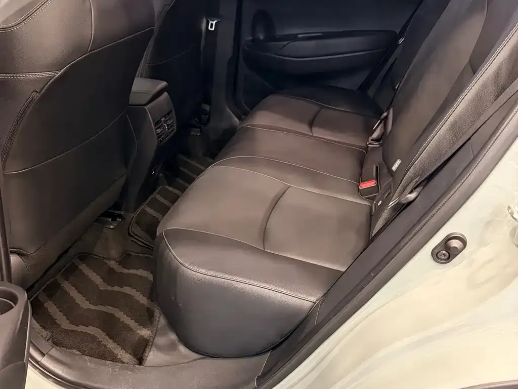Toyota Corolla Cross — фото 4