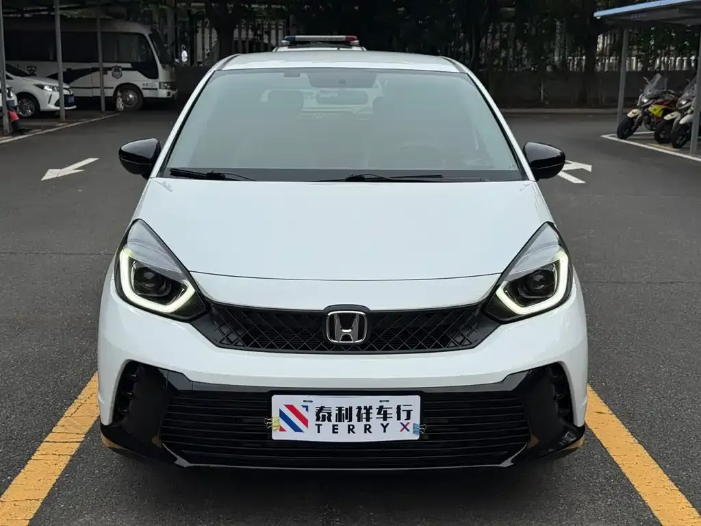 Honda Fit — фото 2