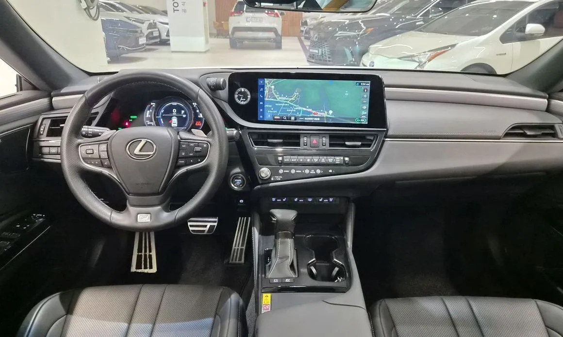 Lexus ES 2024 из KR, фото 2