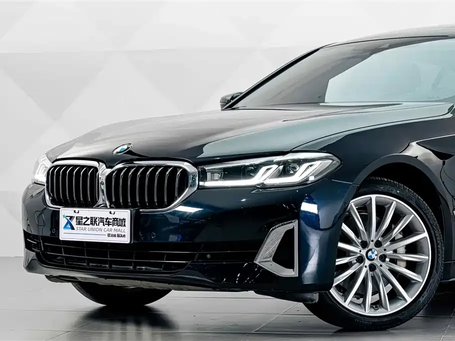 BMW 5 Series — фото 10