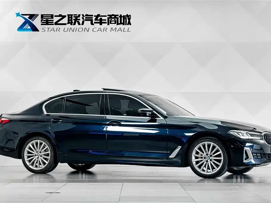 BMW 5 Series — фото 9