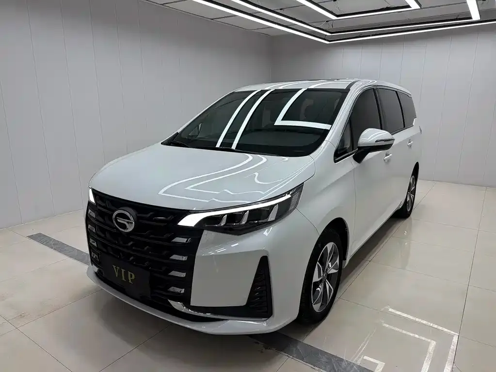 GAC Motor Trumpchi M6 — фото 1