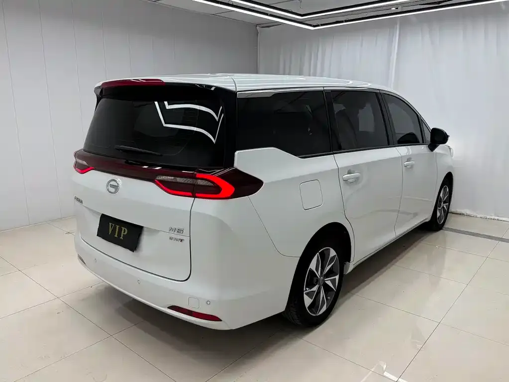GAC Motor Trumpchi M6 — фото 5