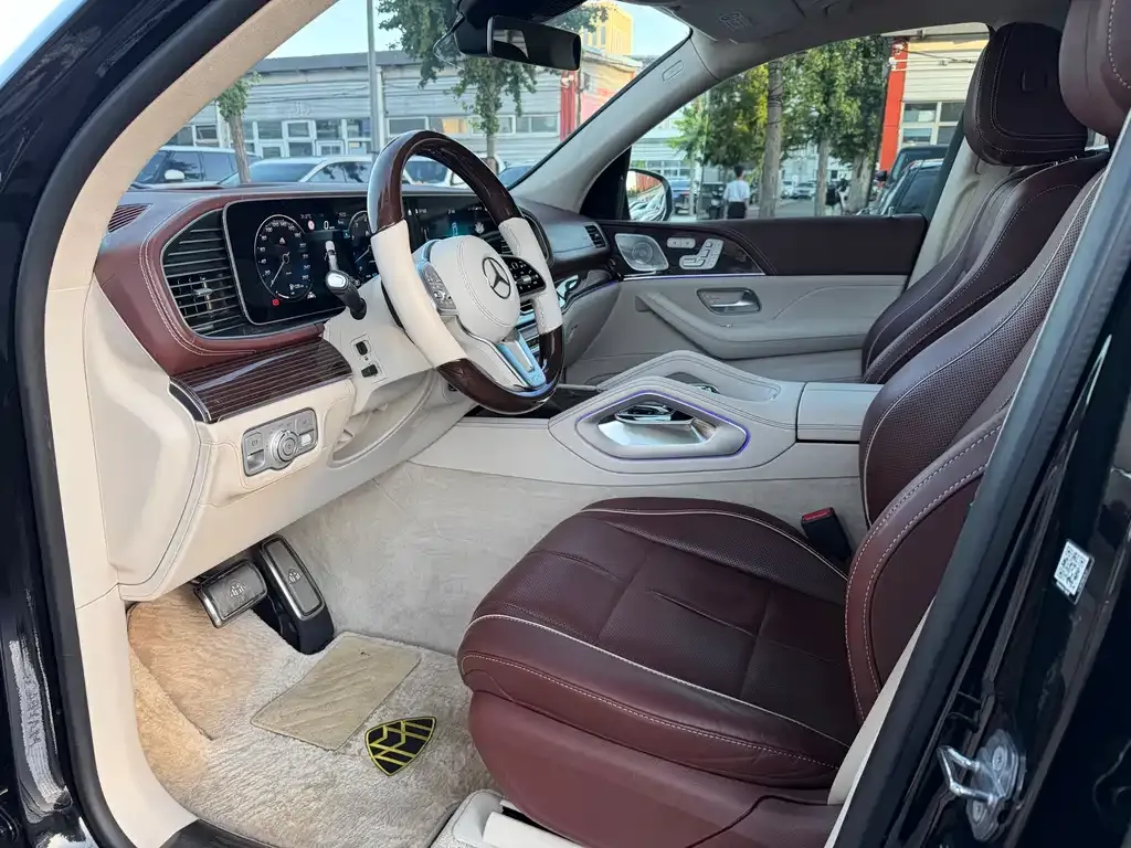 Mercedes-Benz GLS — фото 3