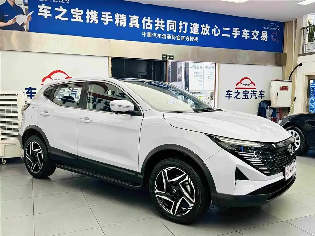 Nissan Qashqai — фото 4