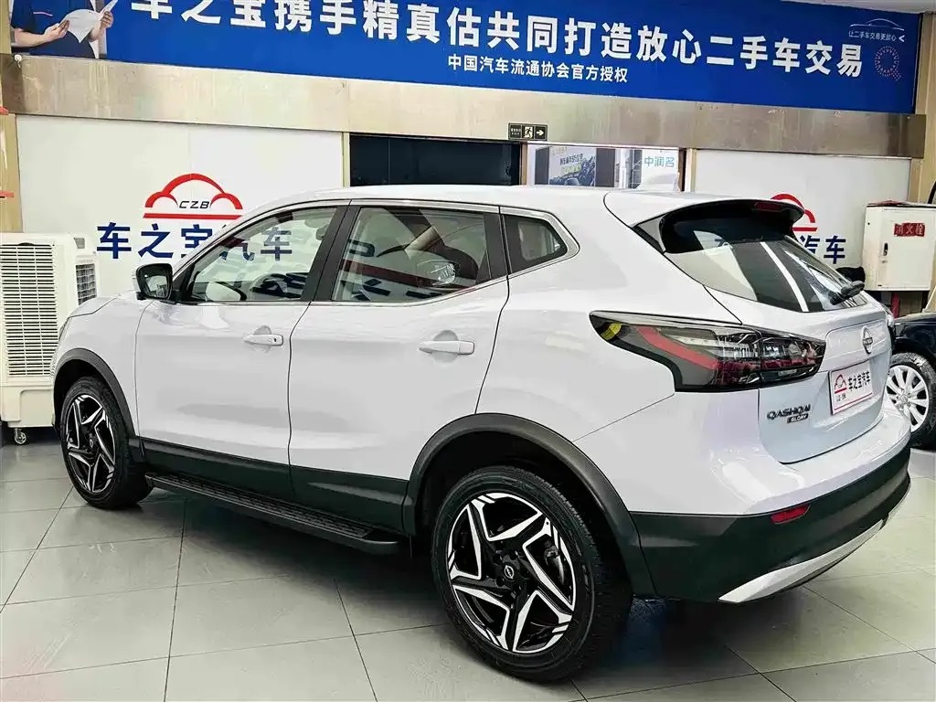 Nissan Qashqai — фото 6