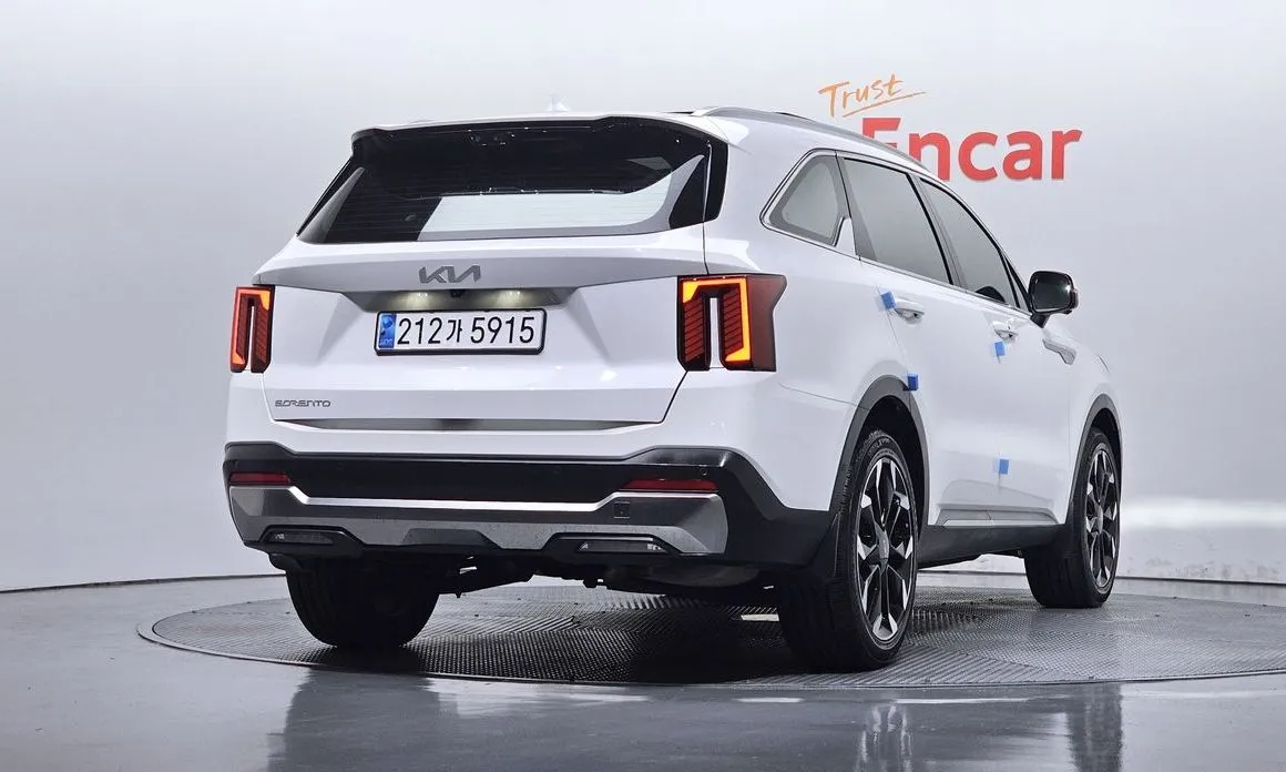 Kia Sorento — фото 4