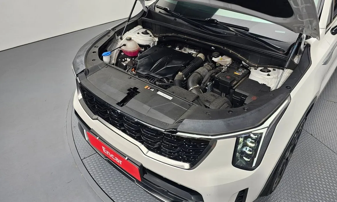 Kia Sorento — фото 8