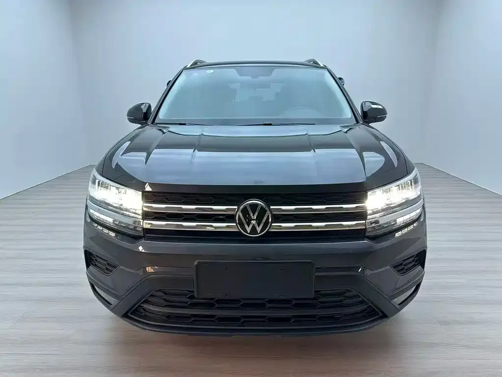 Volkswagen Tharu — фото 2