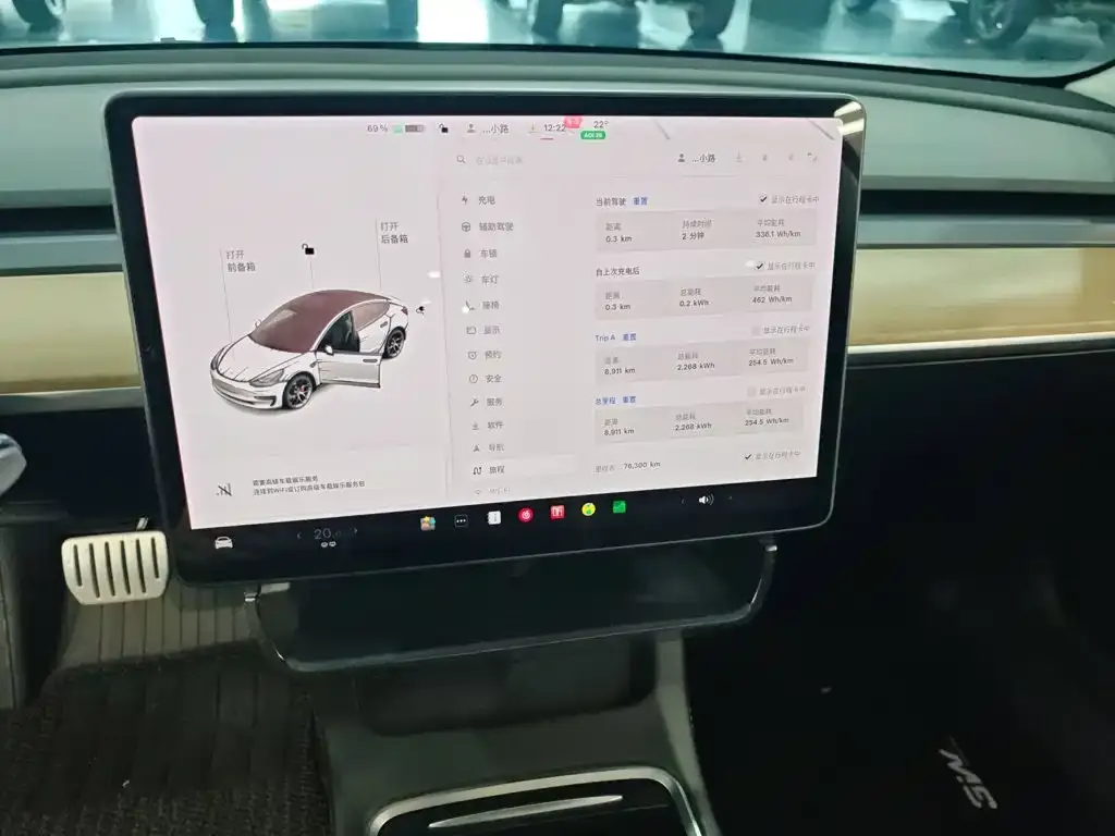 Tesla Model 3 — фото 7