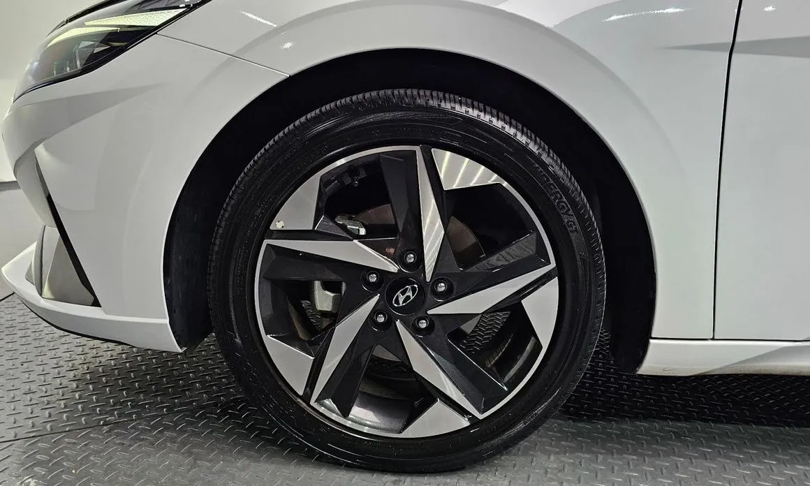 Hyundai AVANTE — фото 9