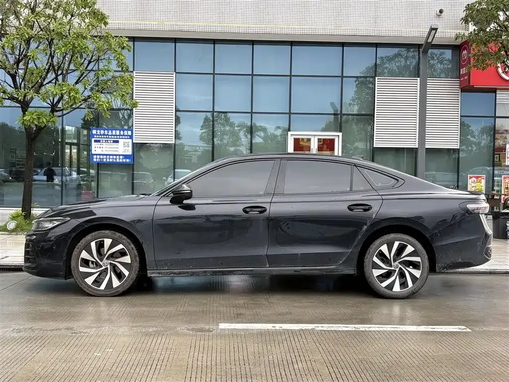 Volkswagen Passat — фото 8