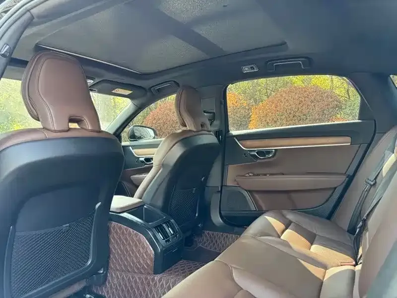 Volvo S90 — фото 2