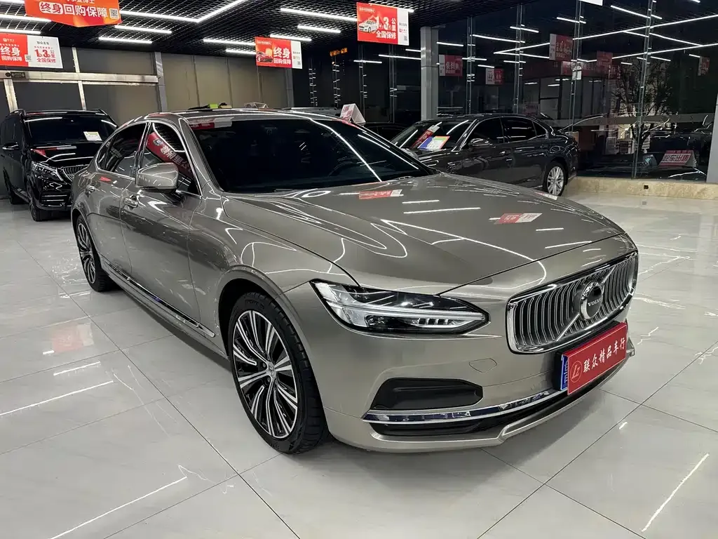 Volvo S90 — фото 8