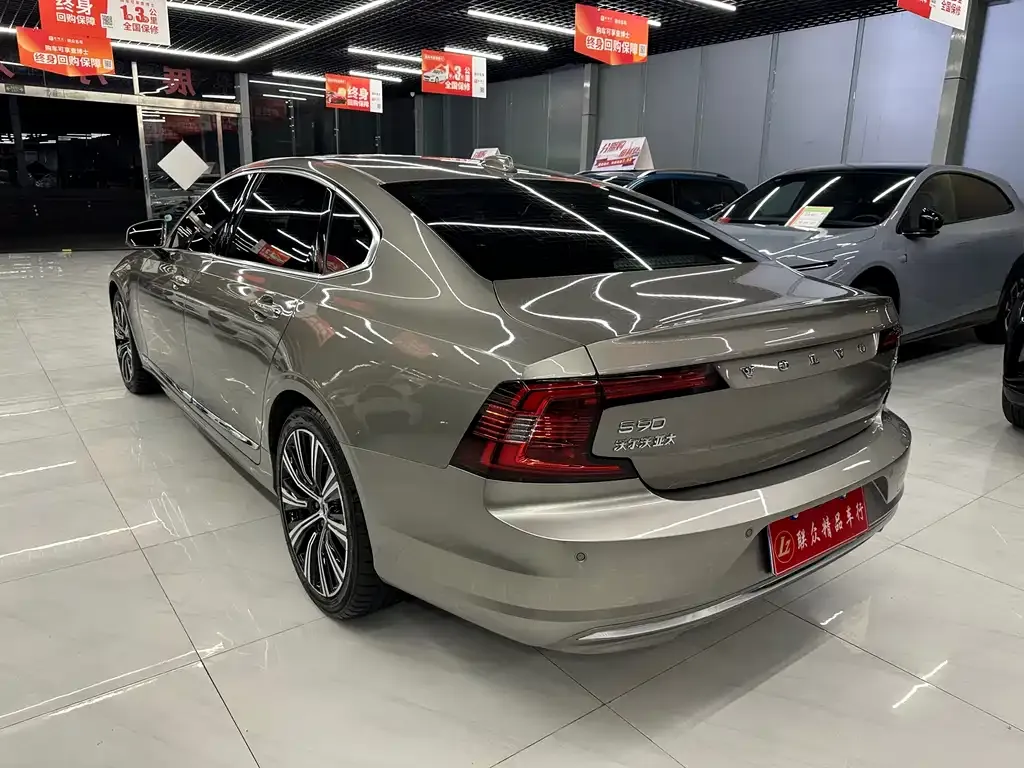 Volvo S90 — фото 2