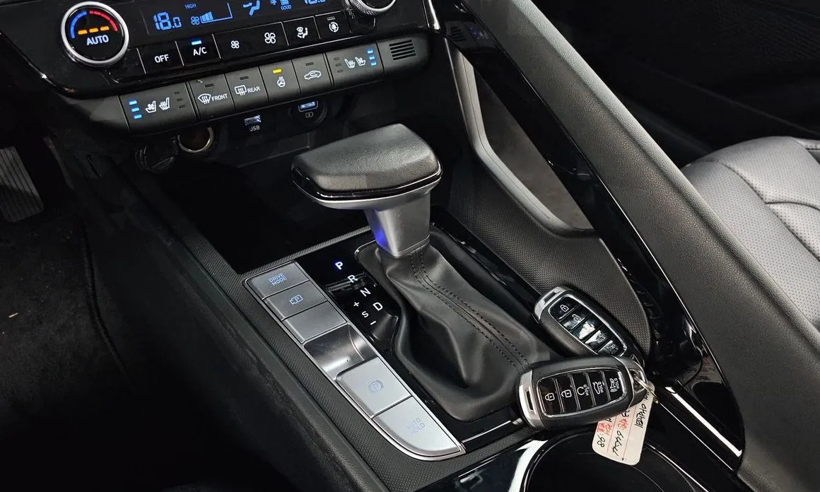 Hyundai AVANTE 2023 из KR, фото 10
