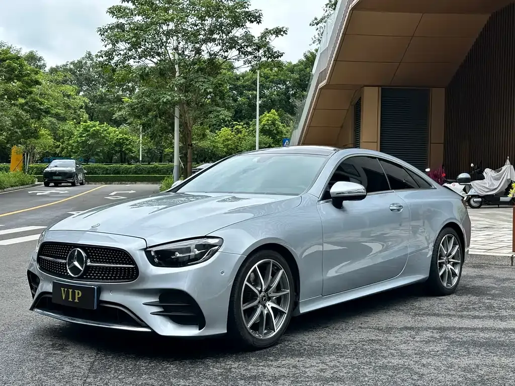 Mercedes-Benz E-Class (Import) — фото 1