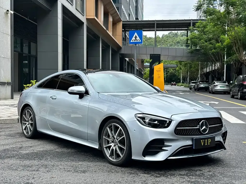 Mercedes-Benz E-Class (Import) — фото 4