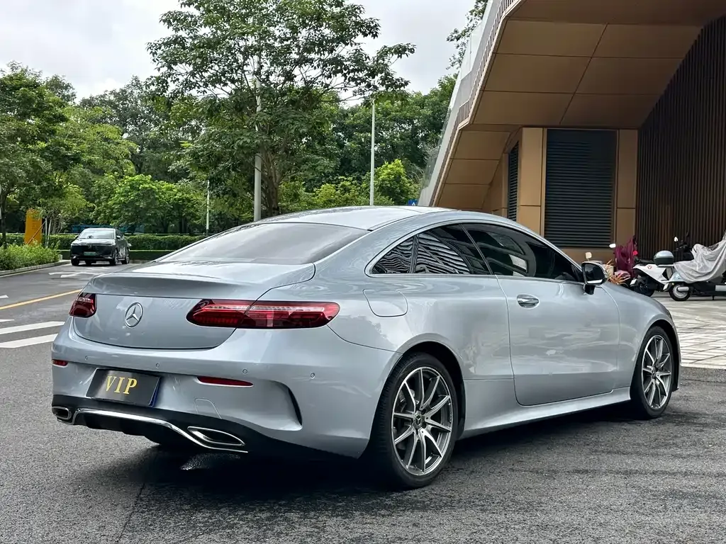 Mercedes-Benz E-Class (Import) — фото 8