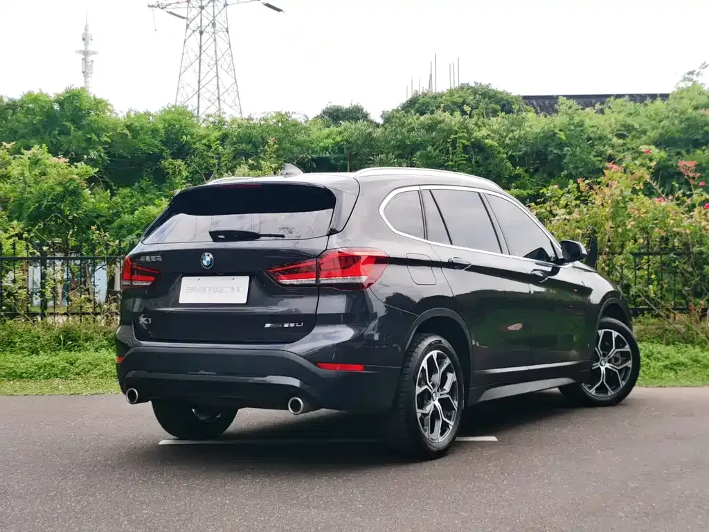 BMW X1 — фото 10