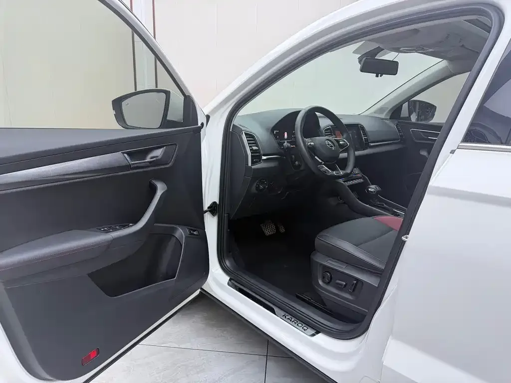 Skoda Karoq — фото 5