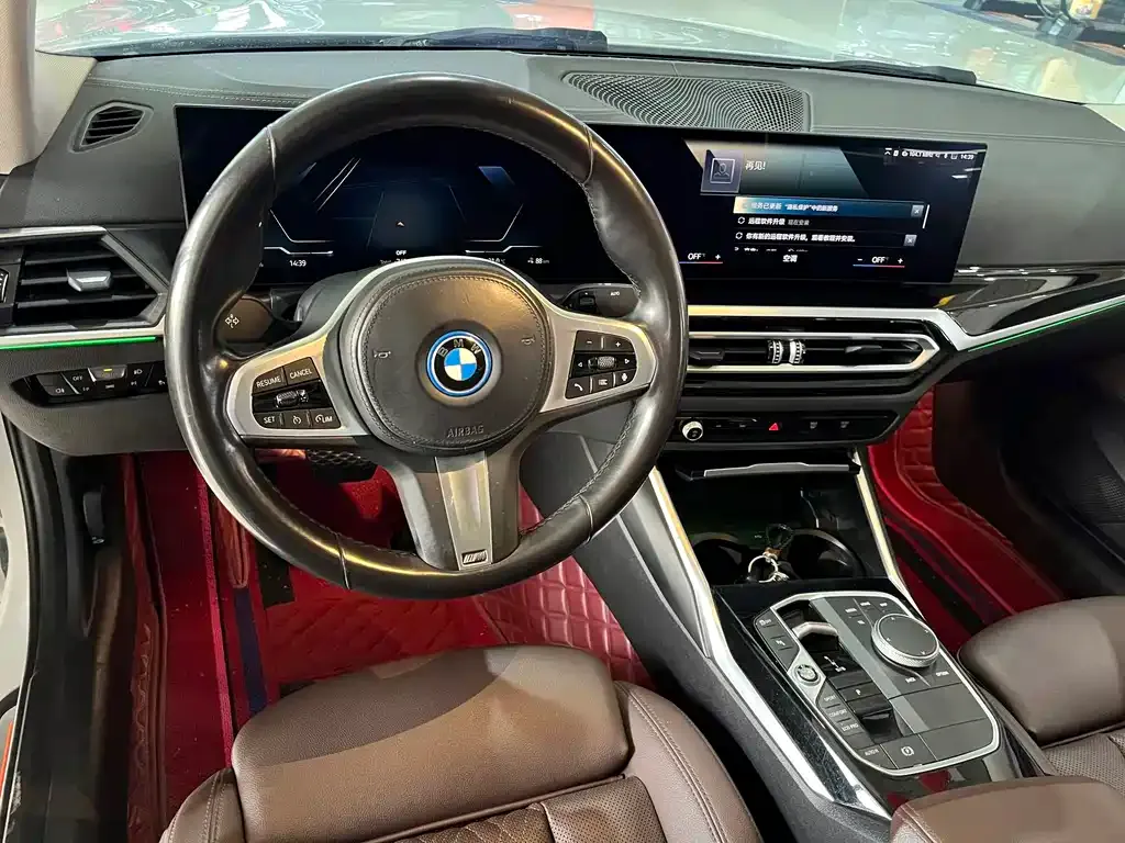 BMW i3 — фото 9