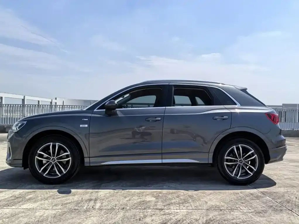 Audi Q3 — фото 4