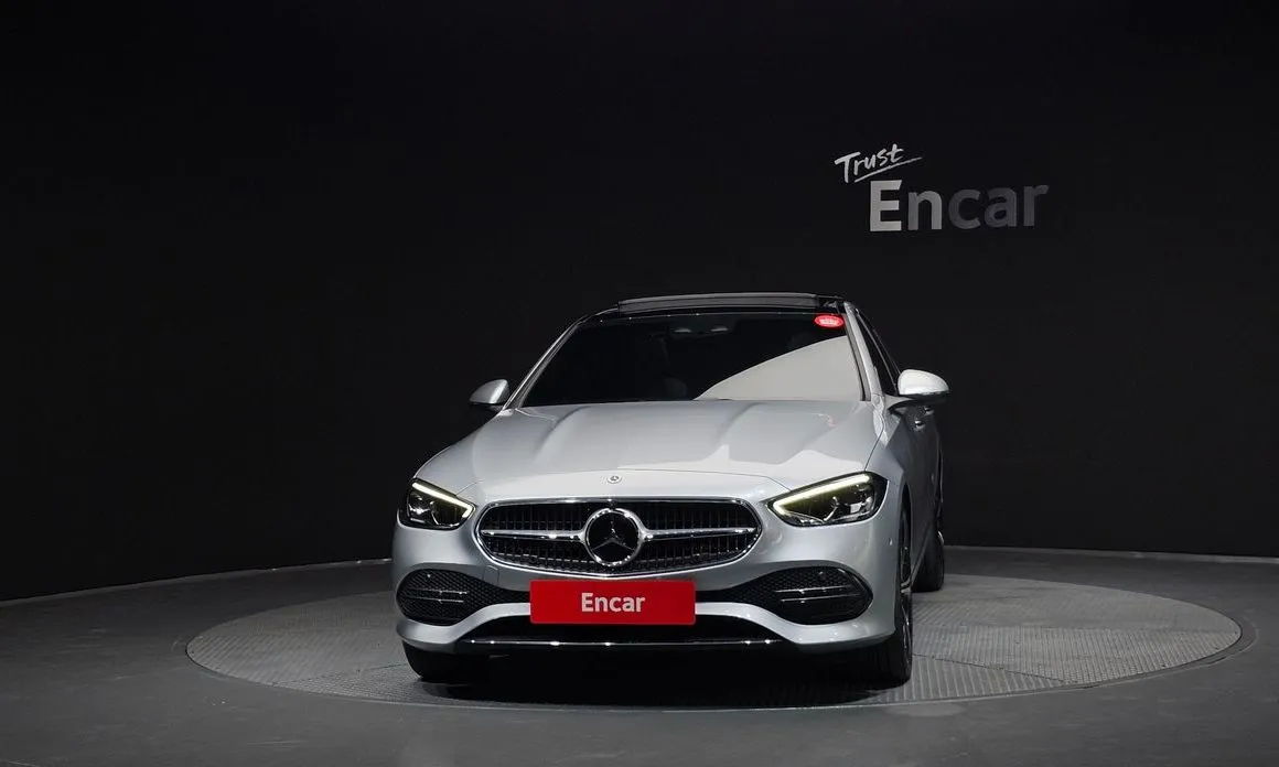 Mercedes-Benz C-Class 2023 из KR, фото 2