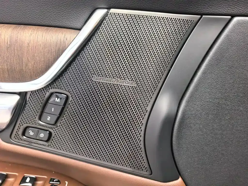 Volvo S90 — фото 9