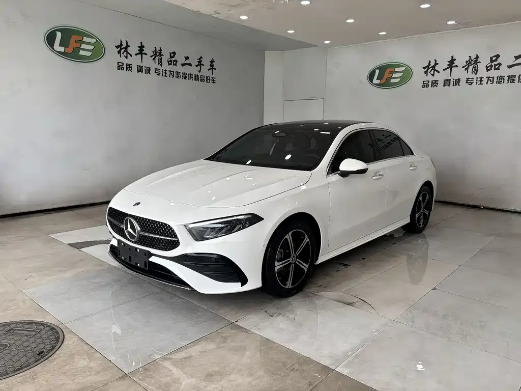 Mercedes-Benz A-Class — фото 1