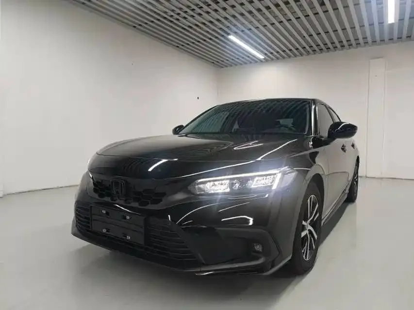 Honda Civic — фото 1
