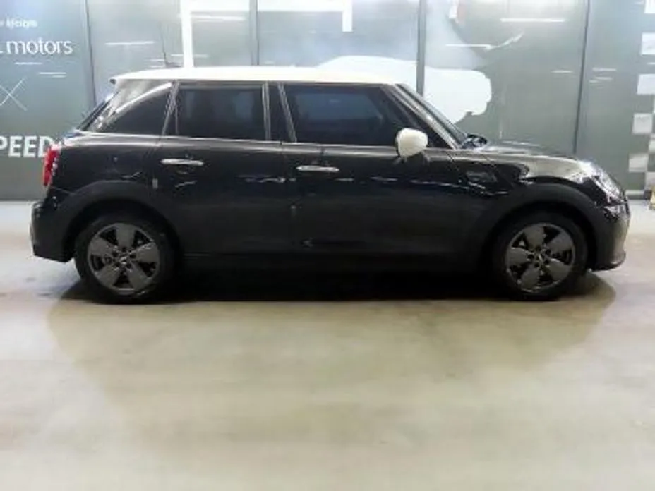 Mini Cooper 2023 из KR, фото 3