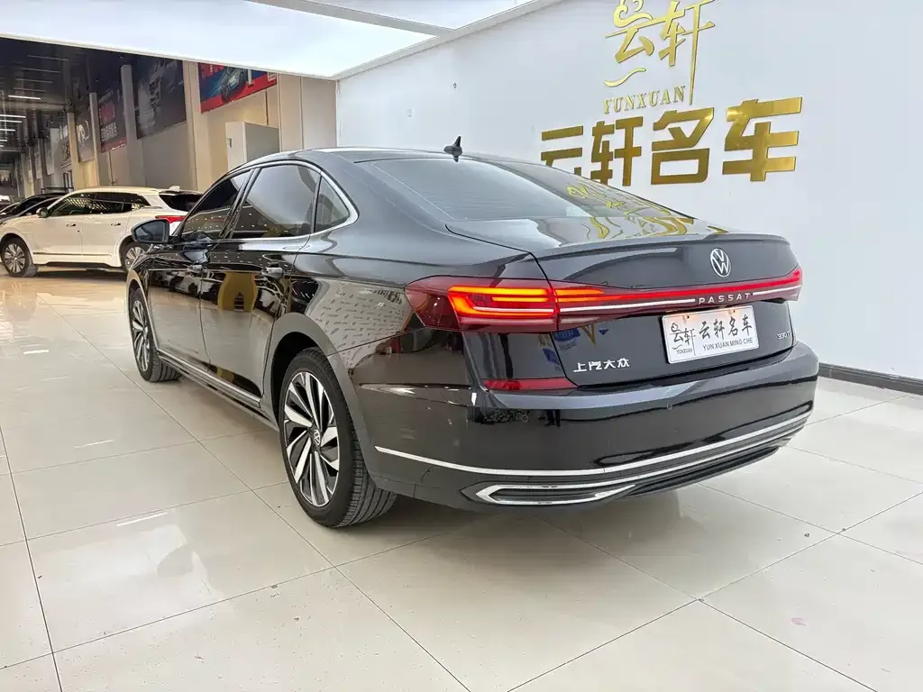 Volkswagen Passat — фото 3