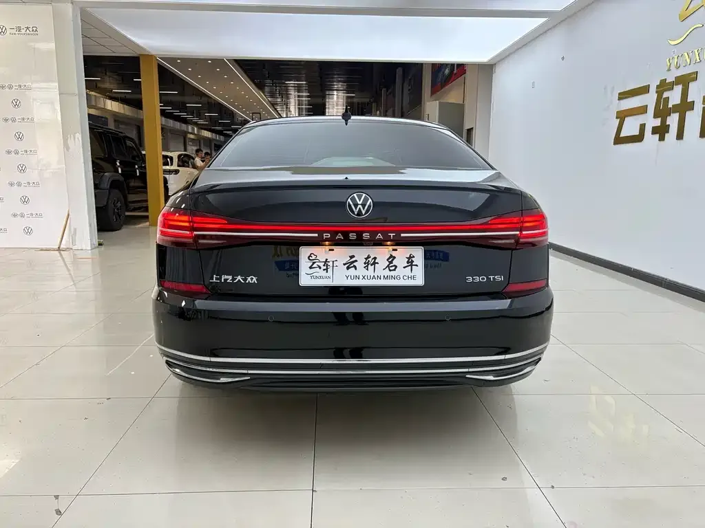 Volkswagen Passat — фото 2