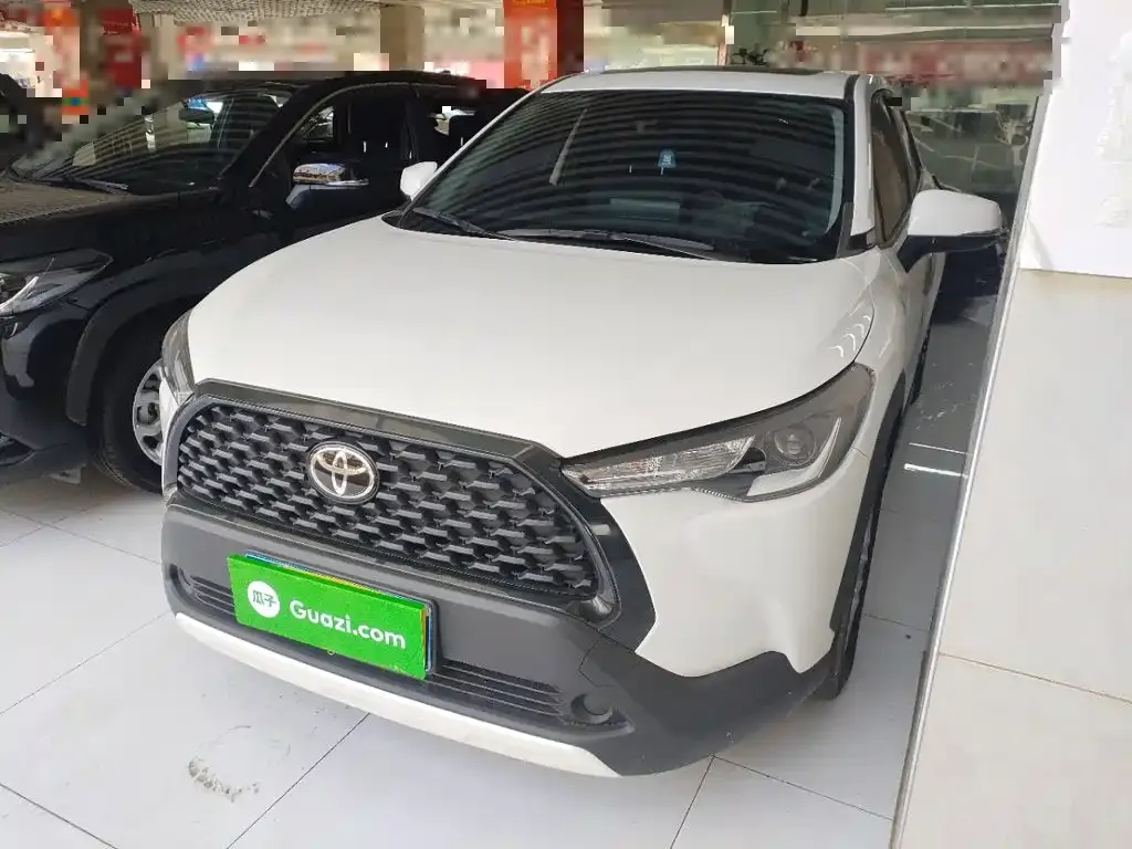 Toyota Corolla Cross — фото 1