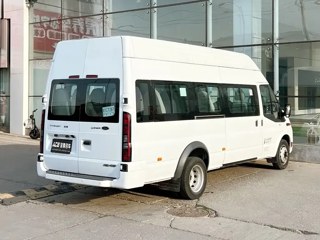 Ford Transit Custom — фото 3