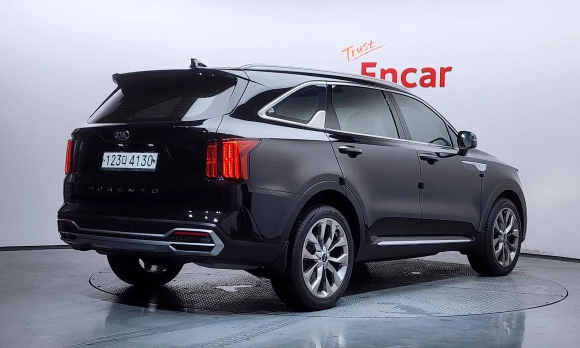 Kia Sorento — фото 4