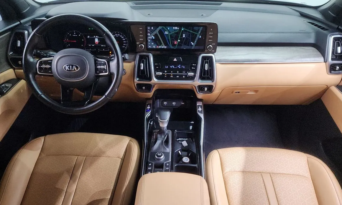 Kia Sorento — фото 6