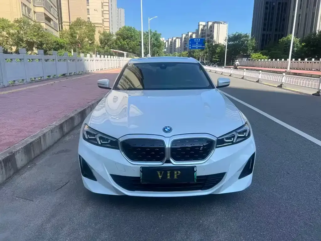 BMW i3 — фото 8