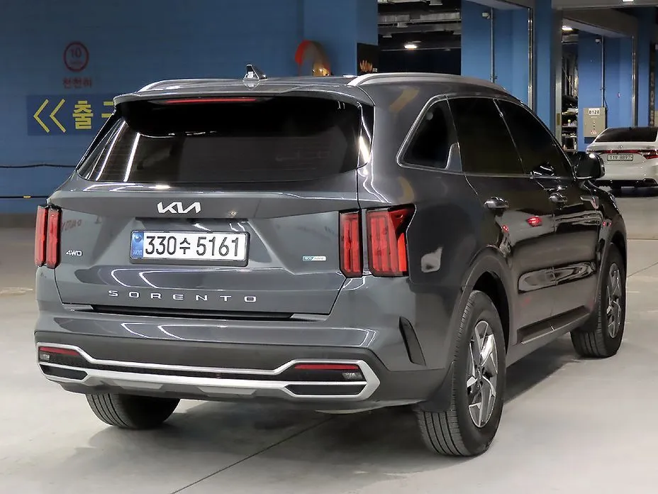 Kia Sorento — фото 6