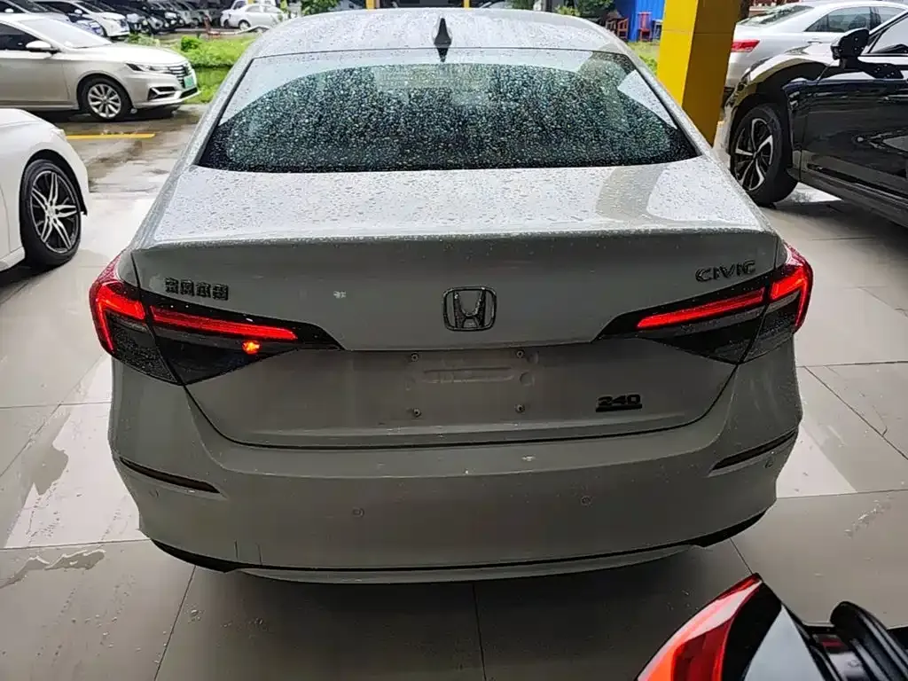 Honda Civic — фото 6