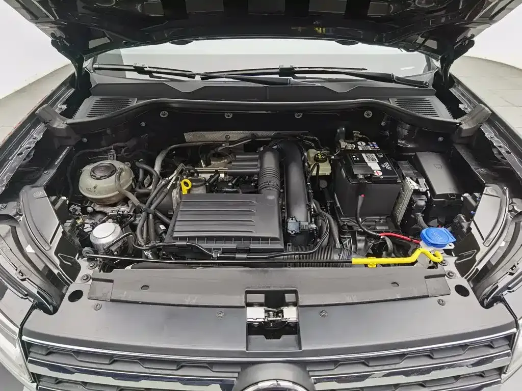 Volkswagen Tharu 2022 из CN, фото 5