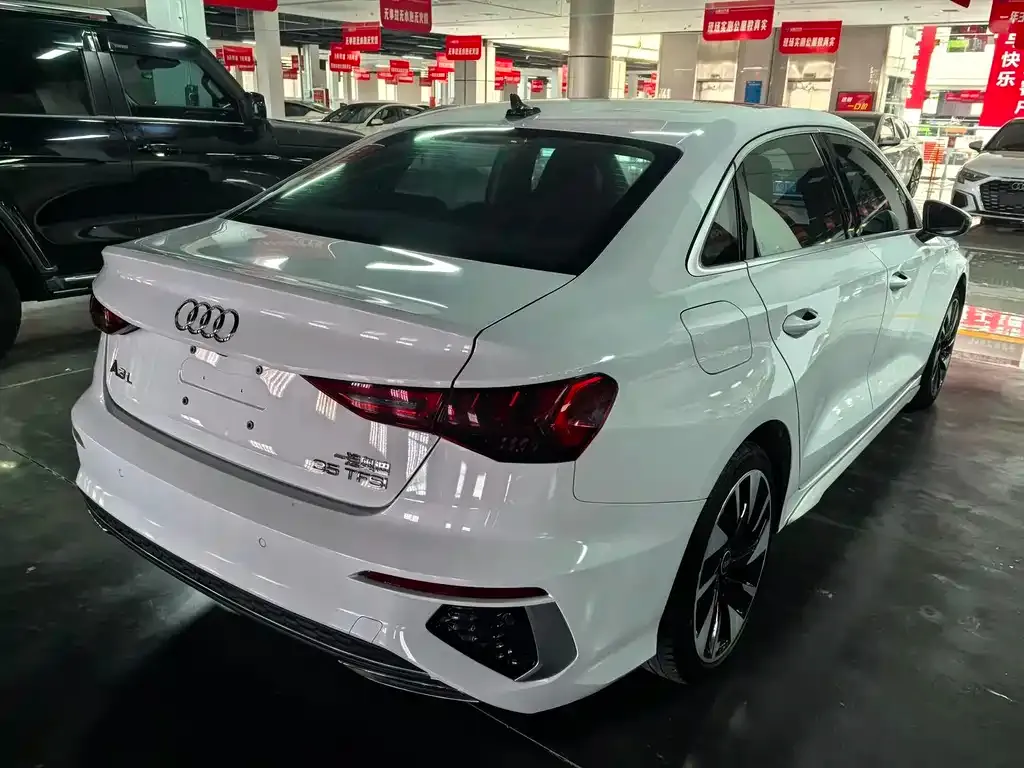 Audi A3 — фото 3