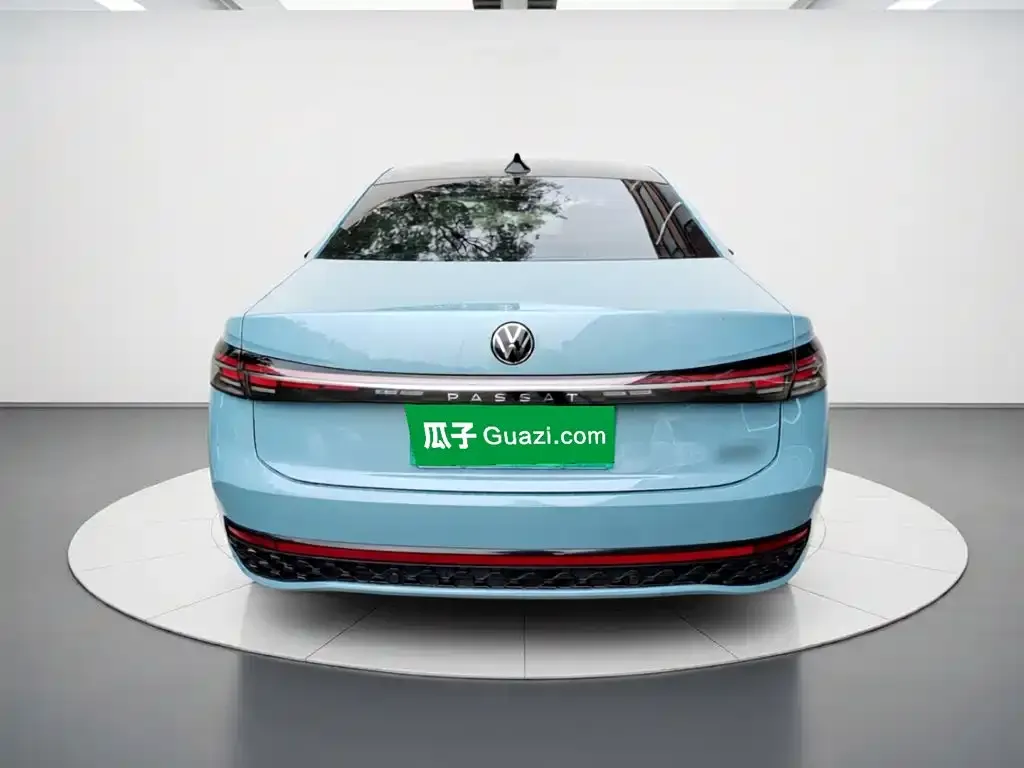 Volkswagen Passat — фото 2